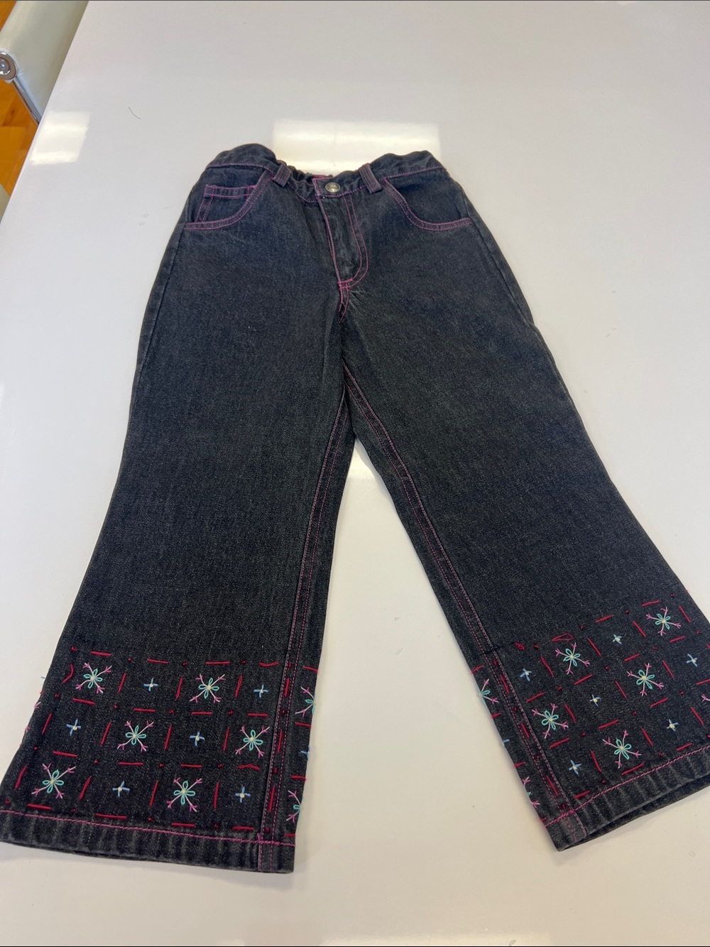 Real clothes Black Girls  Jeans with Pink Stitching and Embroidered Hem Sz 4
